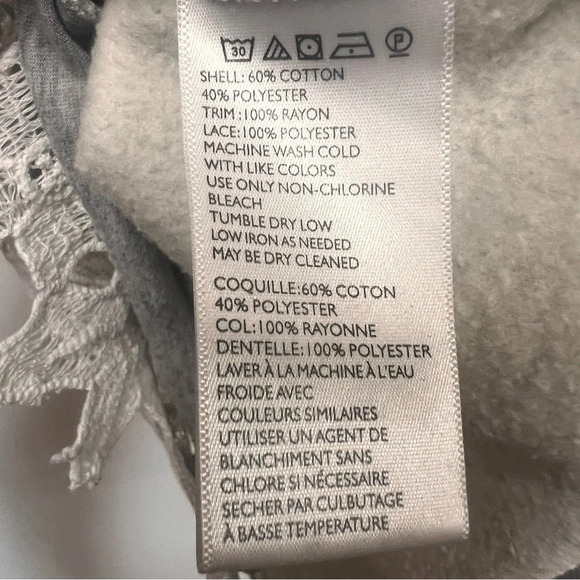 Kimchi Blue for Urban Outfitters Gray Lace Detail Crop Tank Top Size Small - Picture 6 of 6